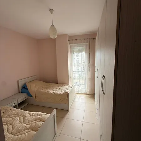 Διαμέρισμα Banesa 21 Dhjetori, *